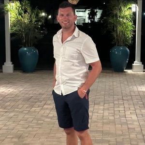 Meet your Posher, Johnny